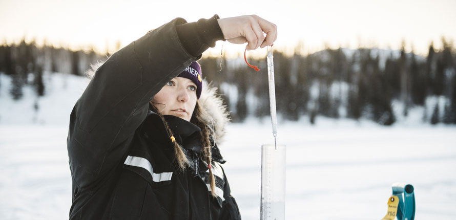 Alicia Pouw working in NWT