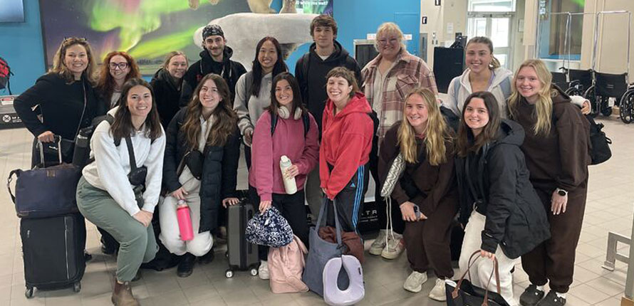 education students group photo