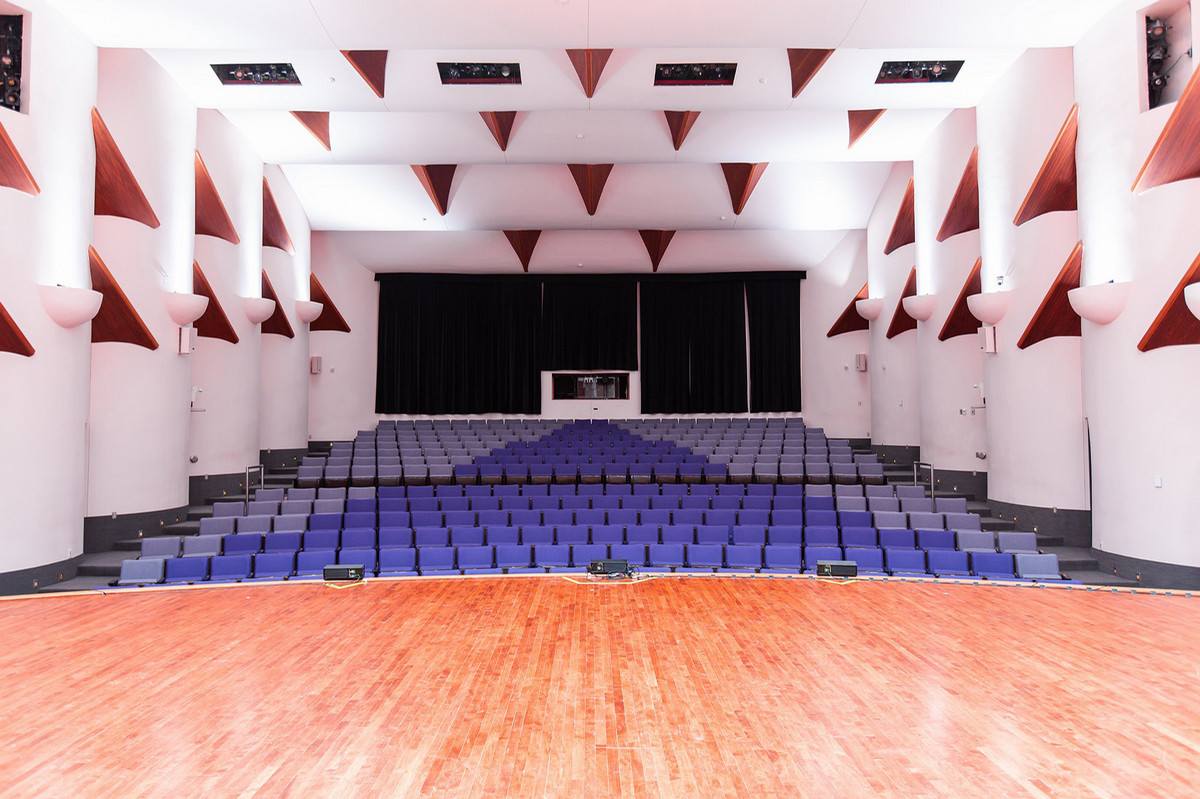 internal image of stage