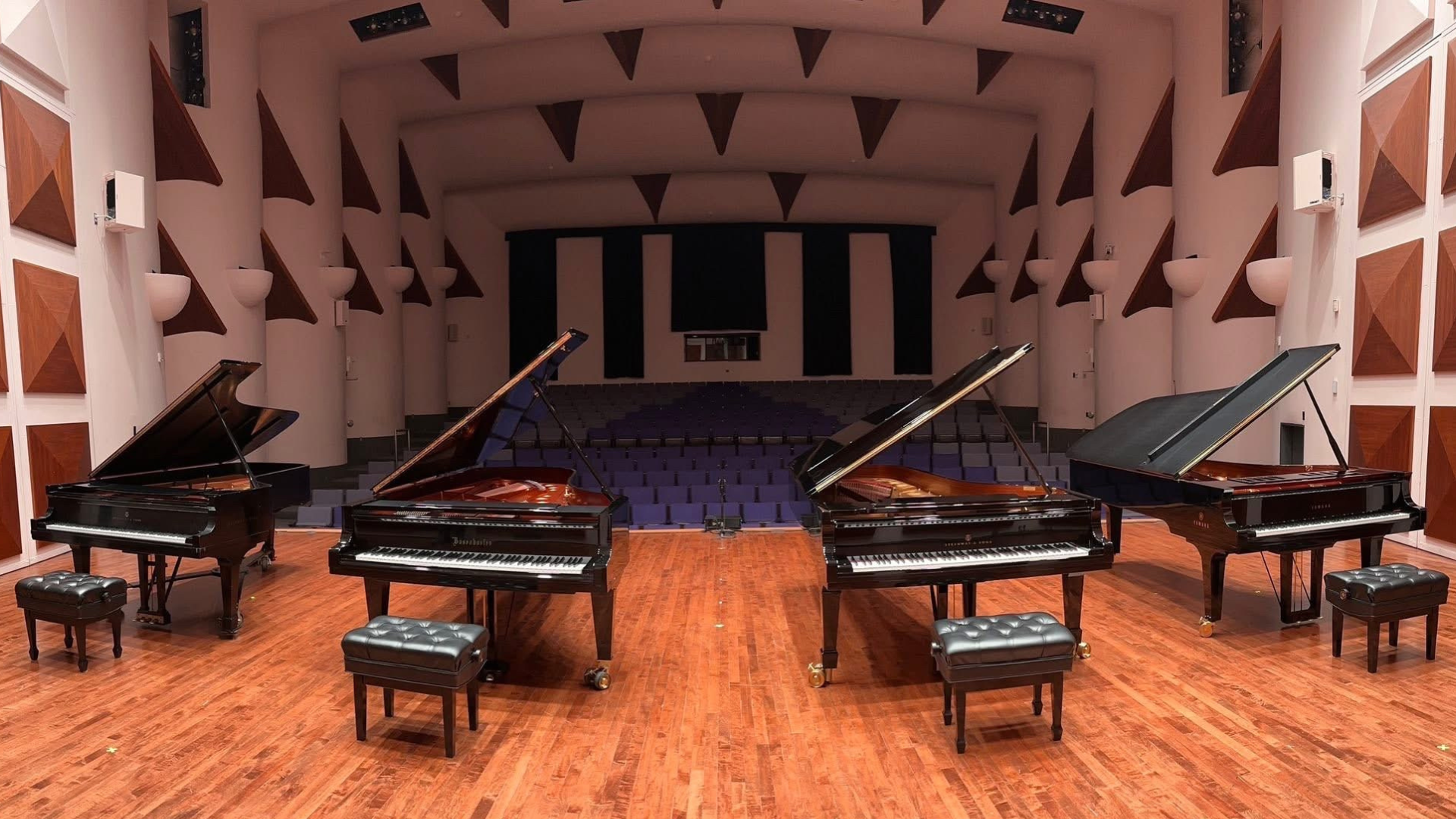 pianos on stage