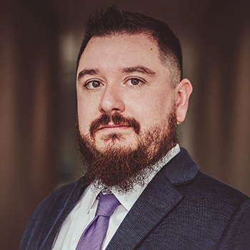 Nikolai Cook wins Polanyi Prize in Economic Science