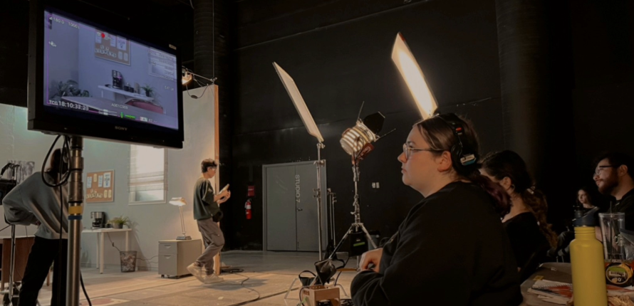 Isabel Bidlofsky on set